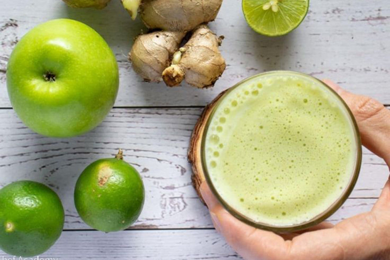 Herbal-immune-boosting-teas-and-vitamin-rich-drink-mixes-from-EverVita-Shop